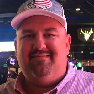 Meet your Posher, Dustin